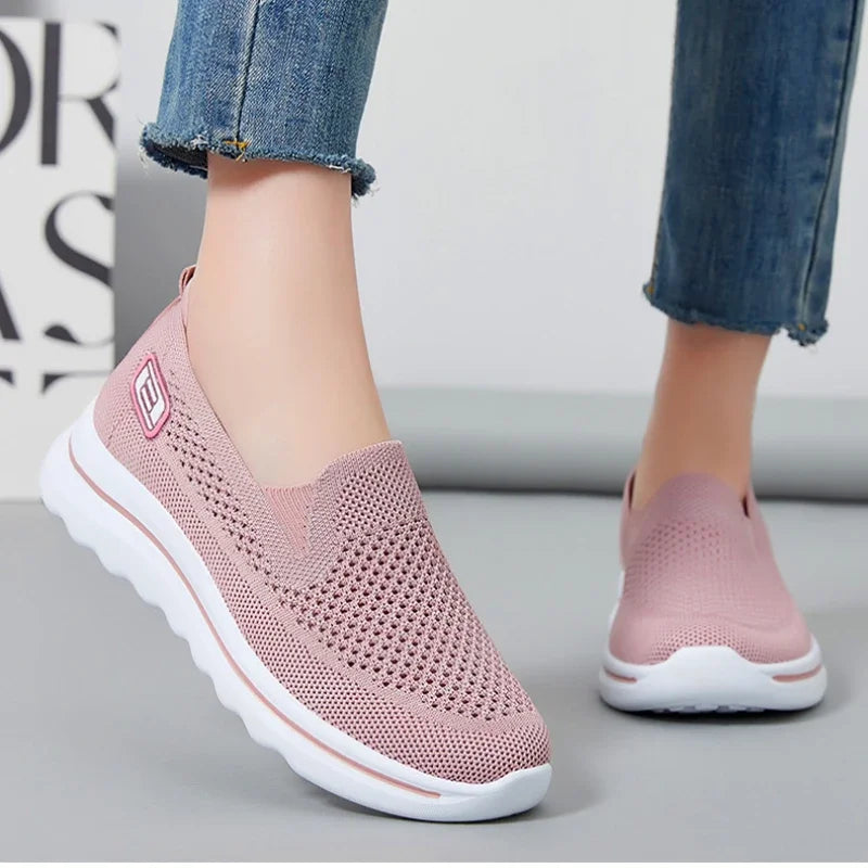 Sports women's summer sneakers New Mesh Breathable Lightweight Casual Walking women Shoes Breathable free shippiing shoes